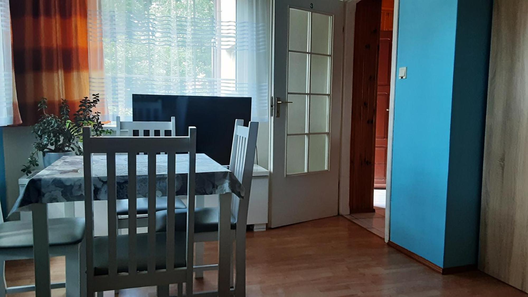 Dom Wakacyjny U Mirka Ustka Exteriör bild